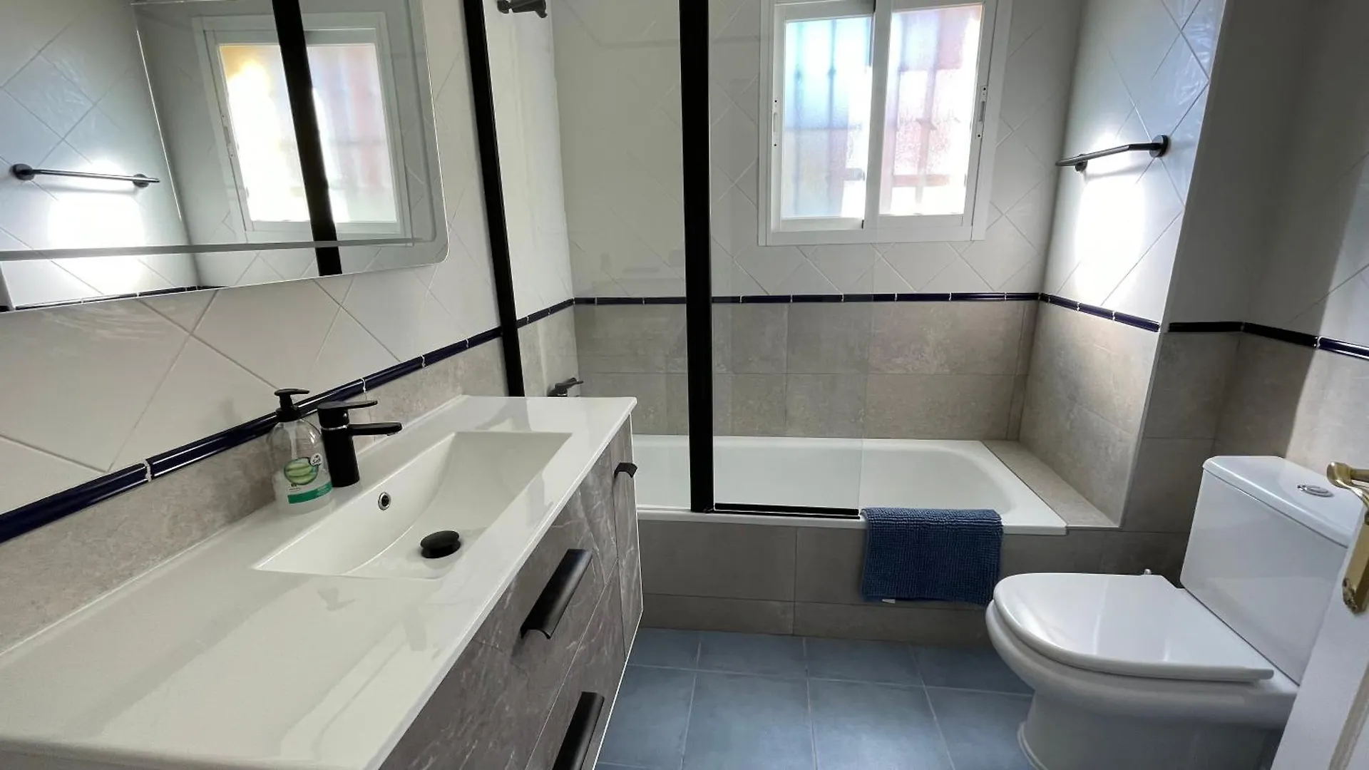 Intermobiliaria Rentals - Puerto Alto B6 7 Estepona Spain